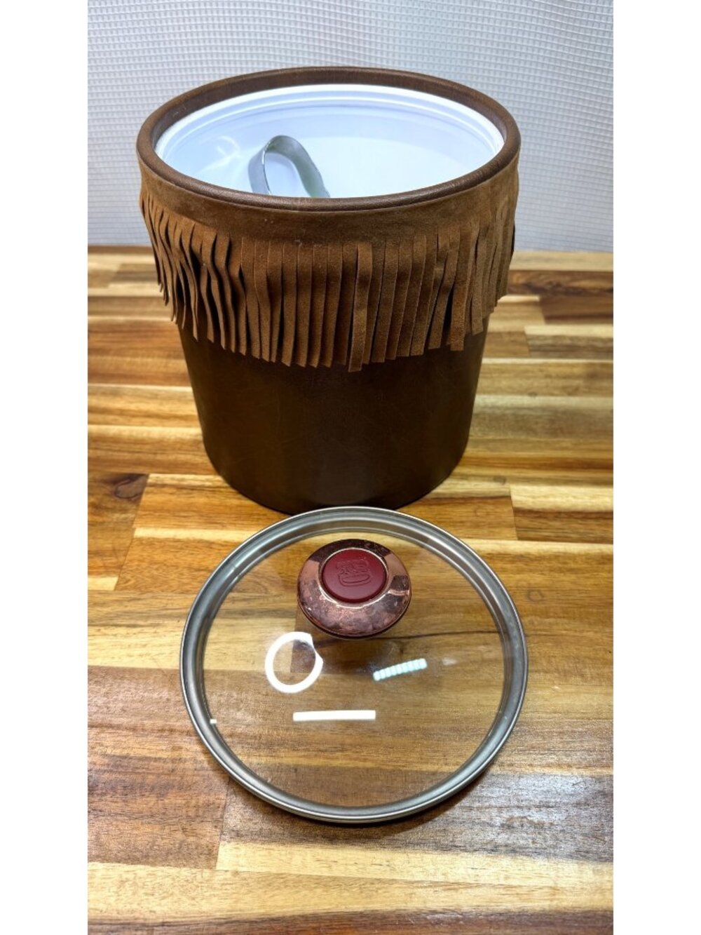 RARE!!  Vintage Western-Style Faux Leather Ice Bucket with Suede Fringe - Picture 9 of 14